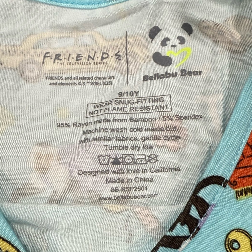 Kids Pajamas - Friends Theme - NWT - Picture 2 of 3
